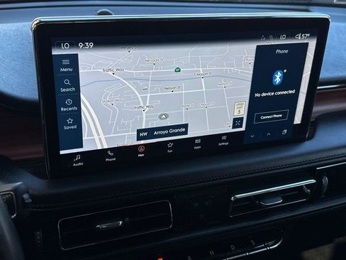 Used 2023 Lincoln Nautilus Reserve w/ Luxury Package image 22