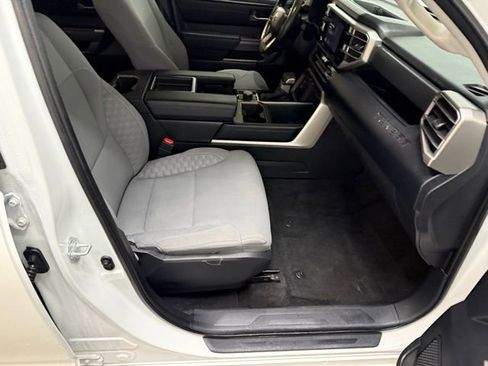 Used 2022 Toyota Tundra SR5 image 38