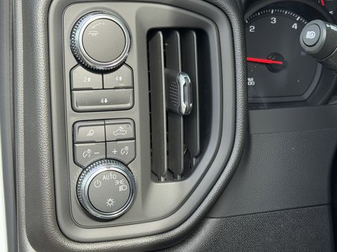 New 2026 GMC Sierra 2500 Pro w/ Convenience Package image 10