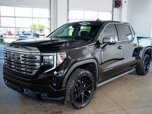Used 2023 GMC Sierra 1500 Denali w/ Denali Reserve Package image 11