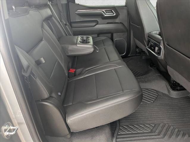 Used 2024 Chevrolet Silverado 1500 LTZ AWD/4WD image 19