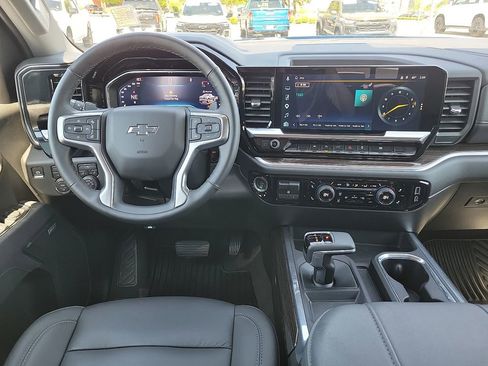 Used 2025 Chevrolet Silverado 1500 RST w/ Convenience Package II AWD/4WD image 10