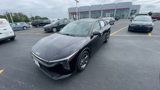 Used 2025 Kia K4 FWD image 6