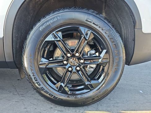 Used 2024 Chevrolet Blazer LT w/ Convenience Package FWD image 36