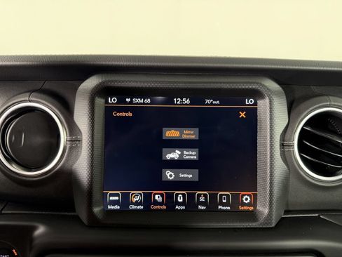 Used 2023 Jeep Wrangler Unlimited Sahara AWD/4WD image 43