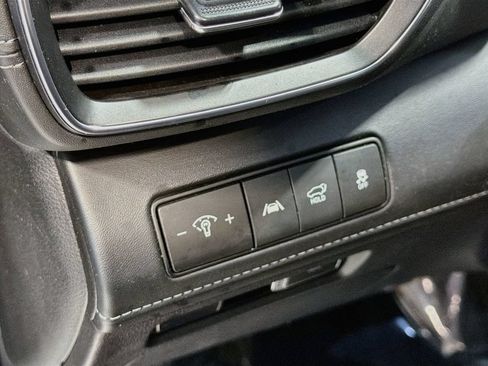 Used 2023 Hyundai Santa Fe Limited AWD/4WD image 10