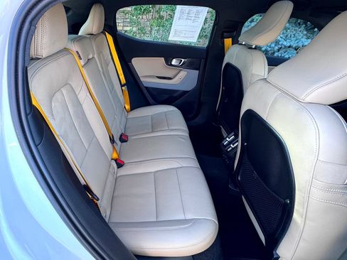 Used 2022 Polestar Polestar 2 w/ Performance Package AWD/4WD image 38