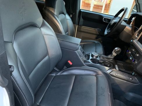 Certified 2025 Ford Bronco Outer Banks image 11