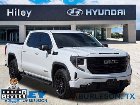 Used 2025 GMC Sierra 1500 Elevation w/ Elevation Premium Package AWD/4WD image 2