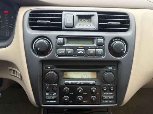 Used 2000 Honda Accord EX image 15