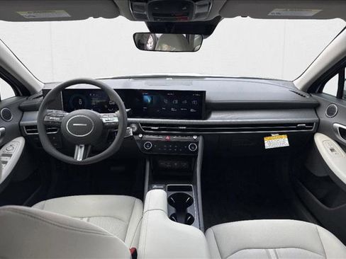 New 2025 Hyundai Sonata SE image 16