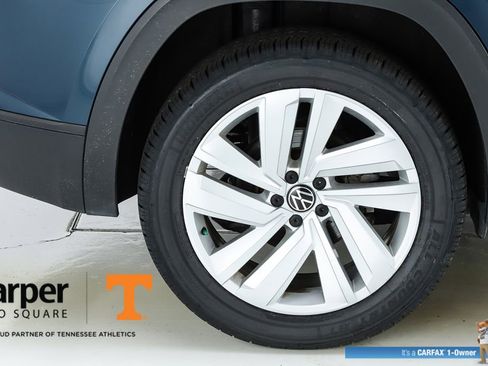 Used 2022 Volkswagen Atlas Cross Sport SE image 52