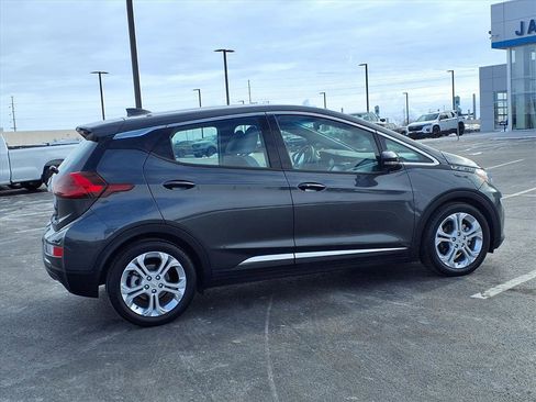 Used 2021 Chevrolet Bolt LT image 29