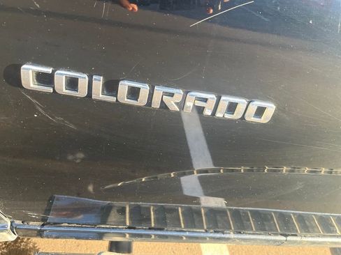 Used 2016 Chevrolet Colorado Z71 image 34