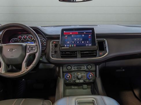 Used 2021 Chevrolet Tahoe RST w/ Luxury Package AWD/4WD image 28