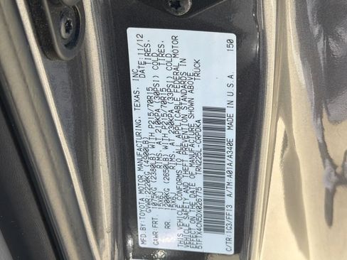Used 2013 Toyota Tacoma 2WD Access Cab w/ Convenience Pkg image 28