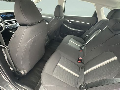 Used 2025 Hyundai Sonata SEL FWD image 10