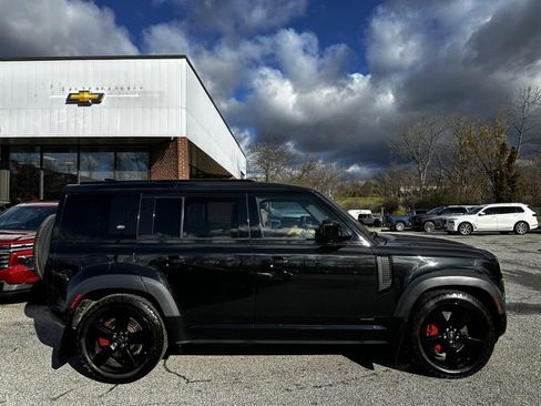 Used 2020 Land Rover Defender 110 X image 2