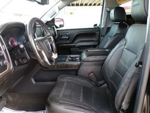 Used 2015 GMC Sierra 1500 Denali w/ Driver Alert Package AWD/4WD image 11