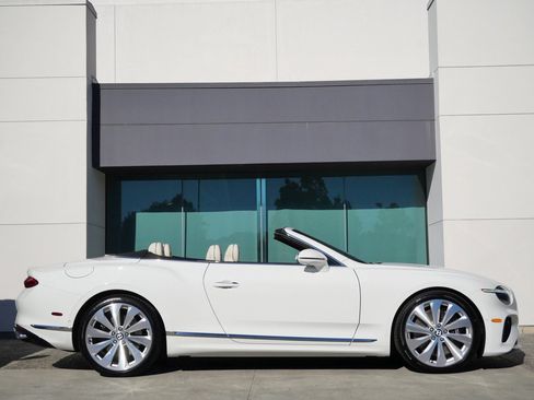 New 2026 Bentley Continental GTC image 5