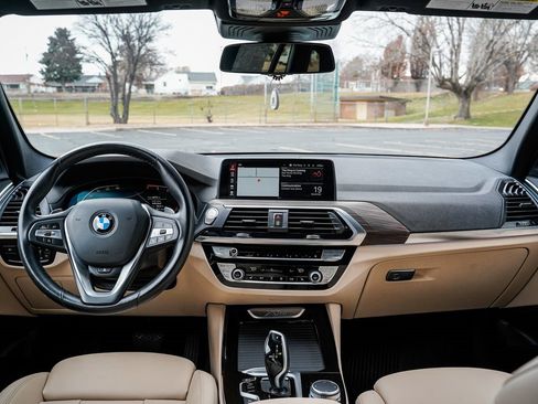 Used 2021 BMW X3 xDrive30i w/ Premium Package image 10