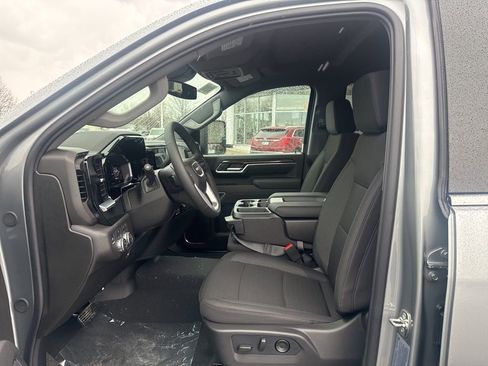 New 2026 GMC Sierra 2500 SLE w/ SLE Value Package; image 9