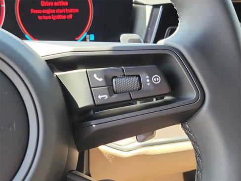 New 2026 Porsche Cayenne image 33