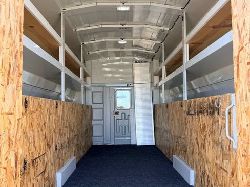 Used 2023 Ford E-450 and Econoline 450 Super Duty w/ Power Windows & Locks Group RWD image 19