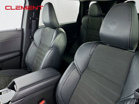 Used 2025 Mitsubishi Outlander SE FWD image 28