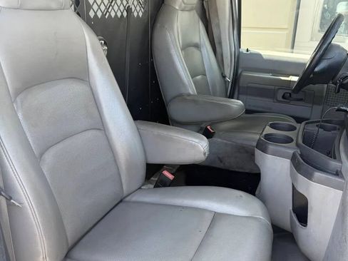 Used 2009 Ford E-250 and Econoline 250 RWD image 11