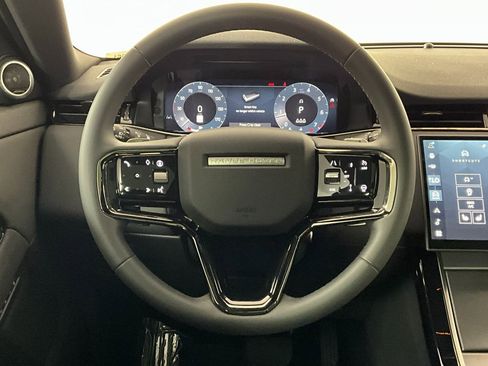 Used 2026 Land Rover Range Rover Evoque S image 12