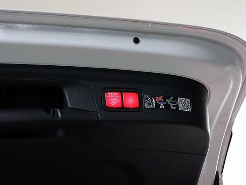 Certified 2026 Mercedes-Benz GLE 450 4MATIC image 33