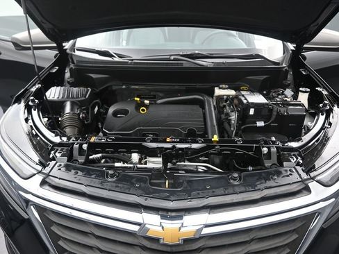 Used 2024 Chevrolet Equinox LS FWD image 18
