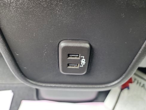Used 2023 Chevrolet Equinox LT AWD/4WD image 26