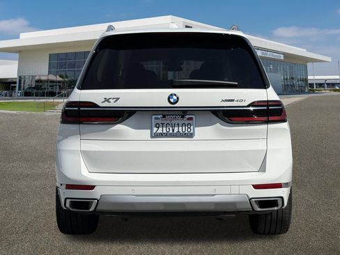 Used 2026 BMW X7 xDrive40i image 9