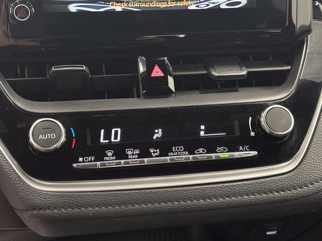 Used 2025 Toyota Corolla SE FWD image 26