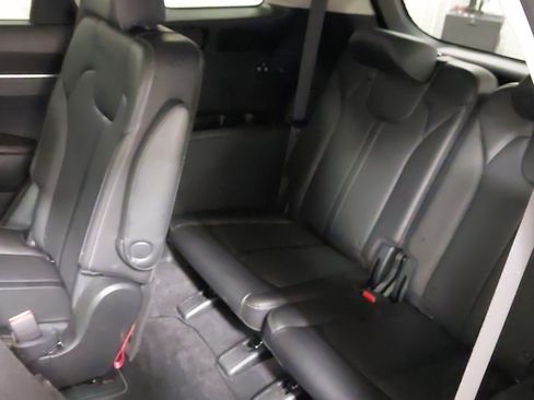 Used 2023 Kia Sorento EX w/ Panoramic Sunroof Package image 39