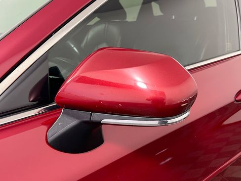 Used 2019 Toyota Avalon XLE image 12