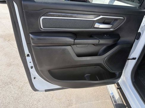 Used 2019 RAM 1500 Big Horn AWD/4WD image 18