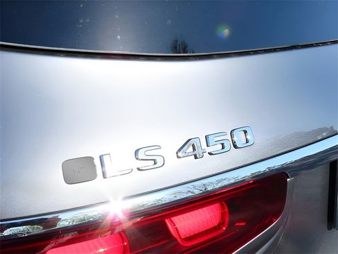 Used 2025 Mercedes-Benz GLS 450 GLS 450 image 16