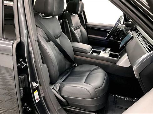 Used 2024 Land Rover Range Rover Autobiography AWD/4WD image 8