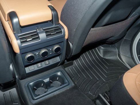 Used 2026 Land Rover Defender 130 X image 17