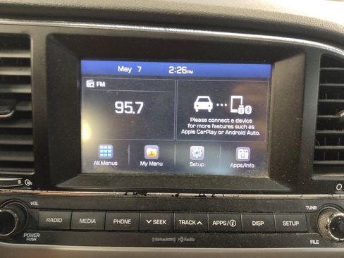 Used 2017 Hyundai Elantra SE FWD image 25
