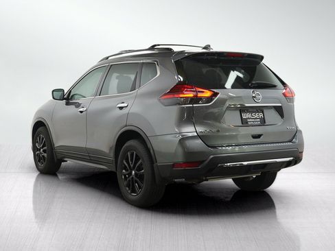 Used 2017 Nissan Rogue SV w/ Midnight Edition Package AWD/4WD image 3