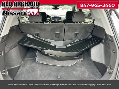 Used 2022 GMC Terrain SLE w/ Driver Convenience Package image 9