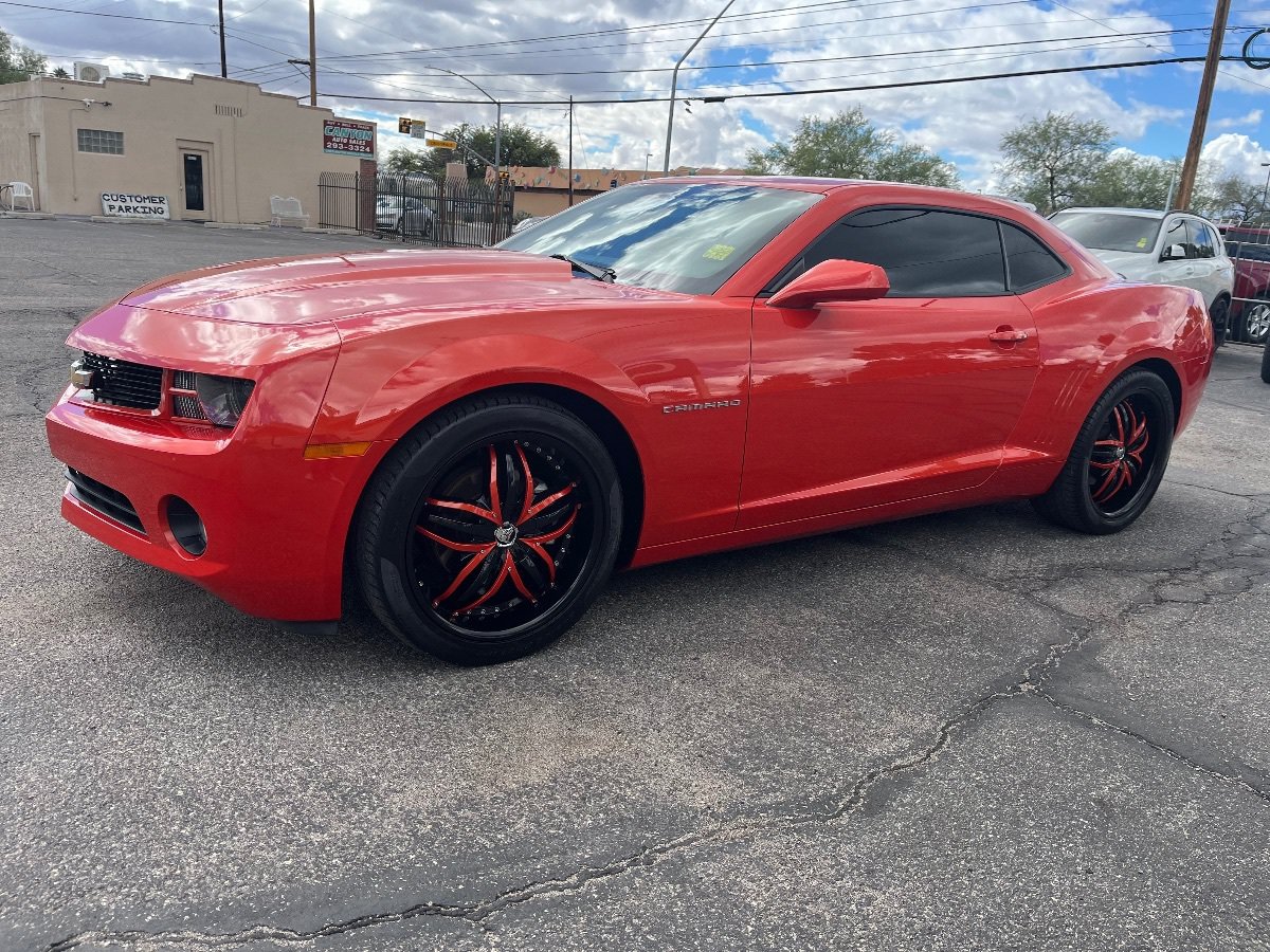 Used 2013 Chevrolet Camaro LT w/ RS Package RWD image 10