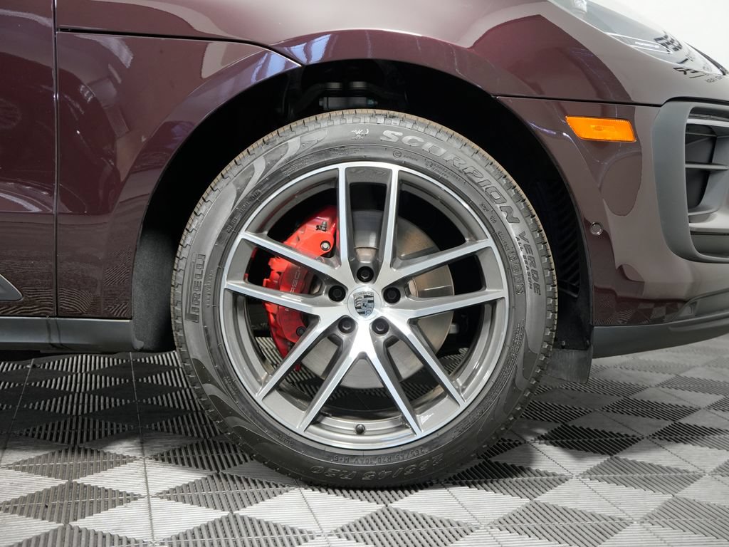 Certified 2026 Porsche Macan S AWD/4WD image 16