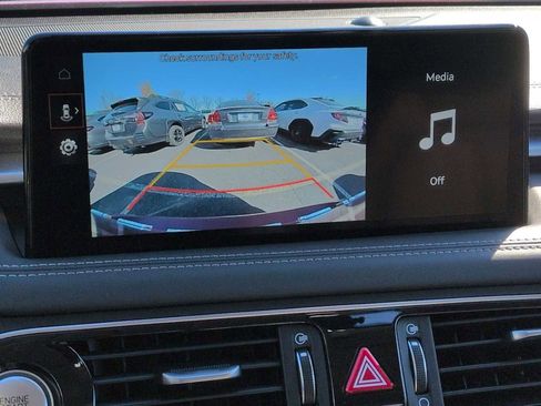 Used 2023 Genesis G70 2.0T image 30