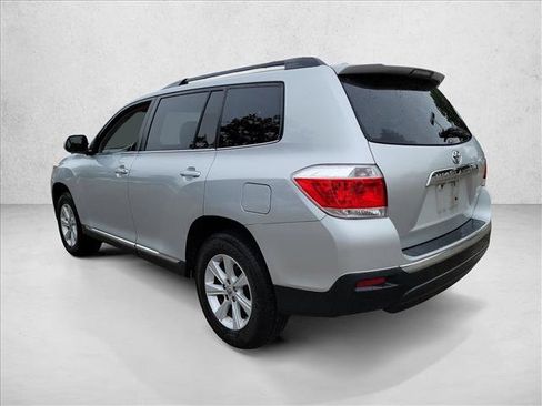 Used 2012 Toyota Highlander 4WD w/ Tech Pkg image 7