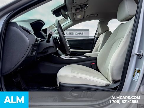 Used 2023 Hyundai Sonata SEL FWD image 12